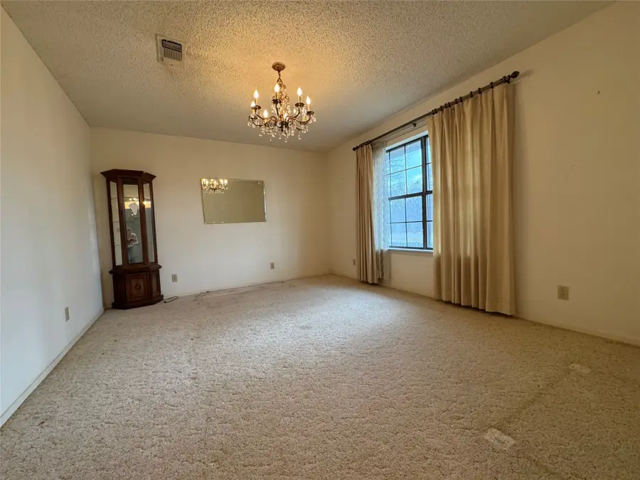 209 N Harrison Street, Roxton, TX 75477 - #3