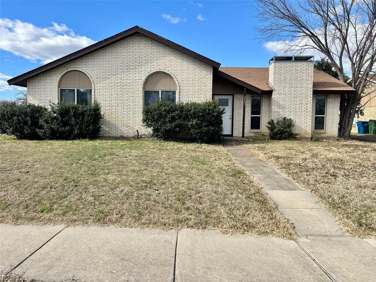 2805 Scott Mill Road, Carrollton, TX 75007 - Image #1