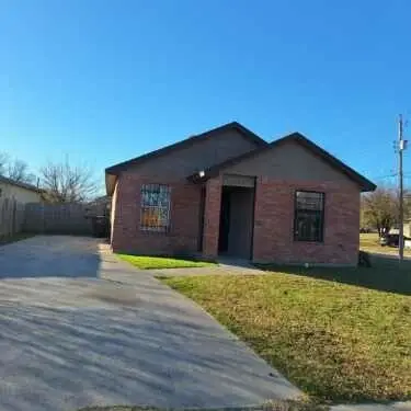 5200 Carol Avenue, Fort Worth, TX 76105 - Image #2