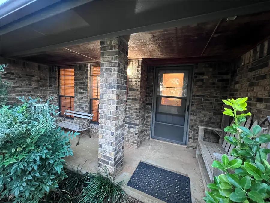 3901 S Nolan River Road, Cleburne, TX 76033 - Image #2