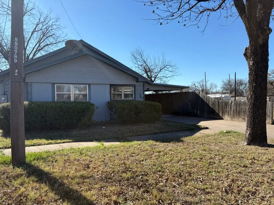 409 E Truett Street, Winters, TX 79567 - #2