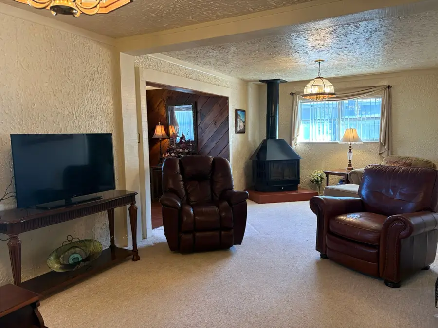 409 E Truett Street, Winters, TX 79567 - #3