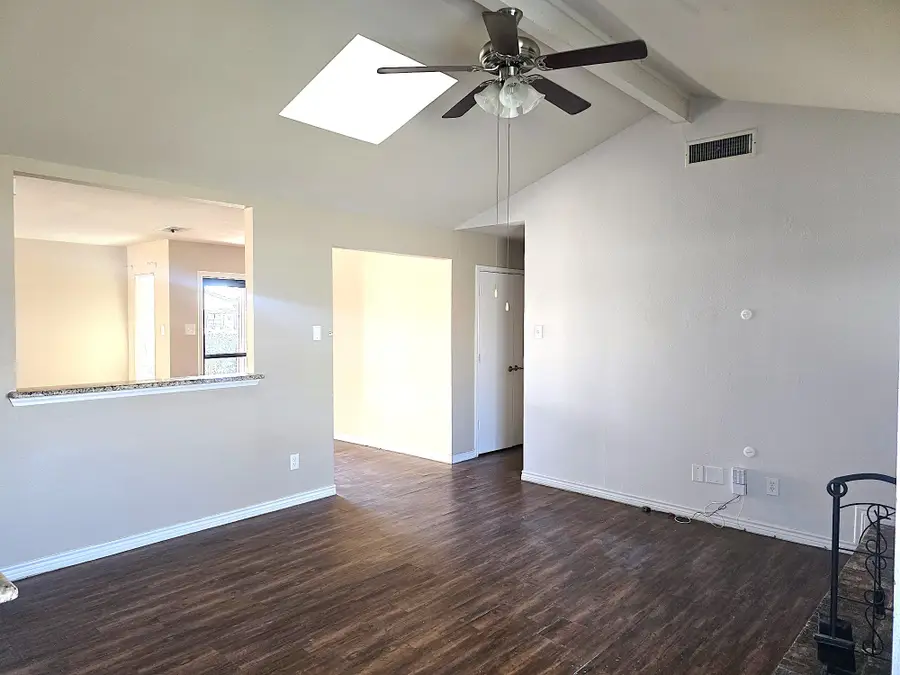 517 Via Sevilla, Mesquite, TX 75150 - #3