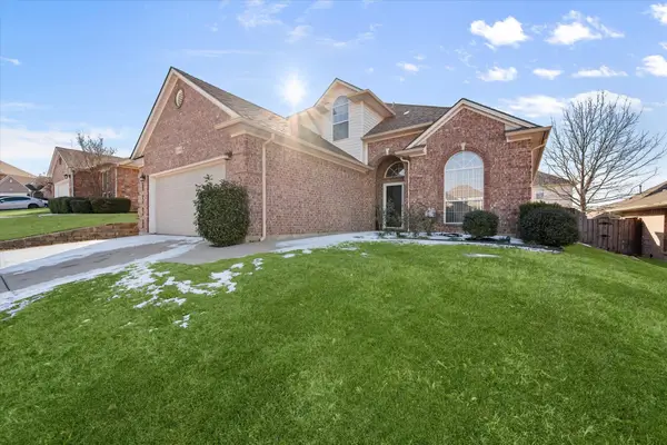 4840 Valley Springs Trail, Fort Worth, TX 76244