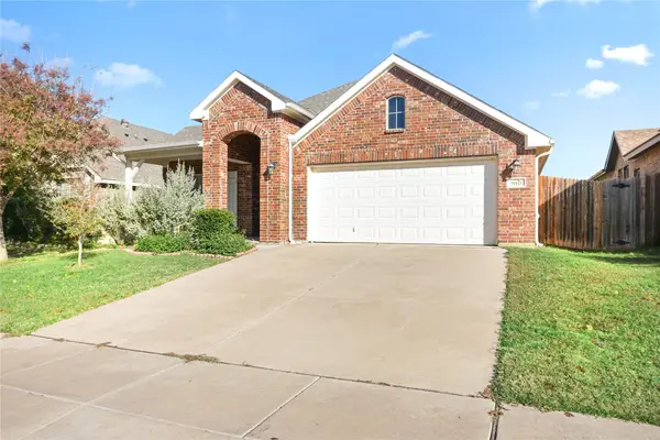 11917 Hassop Lane, Burleson, TX 76028