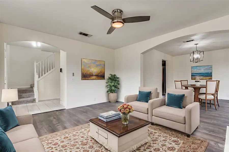 144 Hunter Drive, Cedar Hill, TX 75104 - Image #3