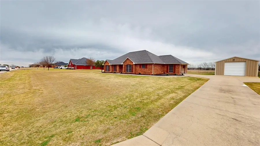 425 Country Manor Lane, Royse City, TX 75189 - Image #2