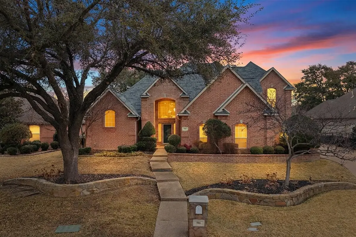 916 Riviera Drive, Mansfield, TX 76063 - #1