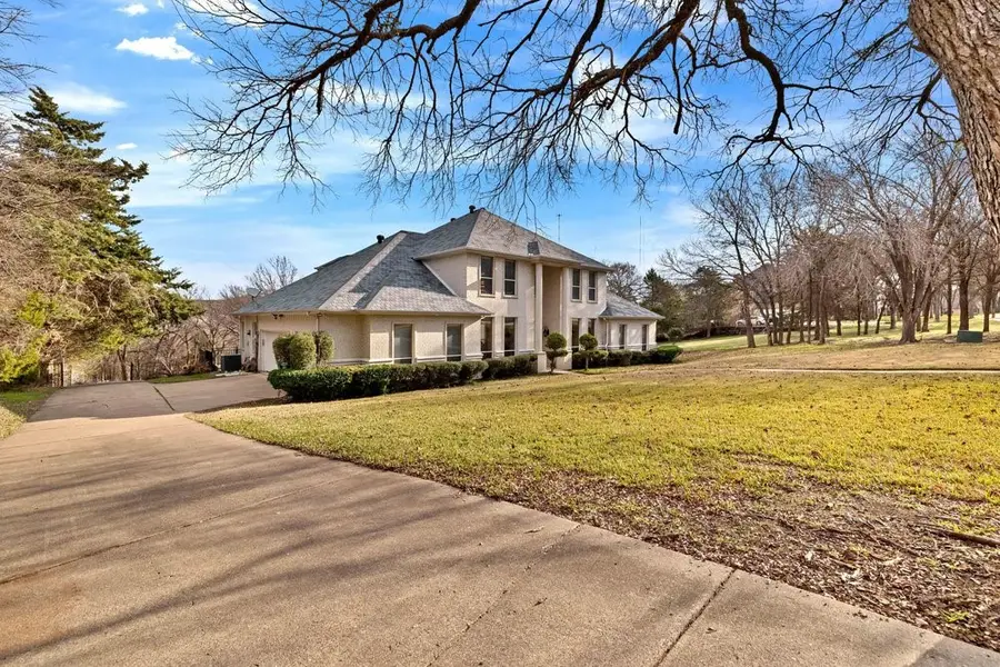 324 Rolling Oaks Ridge, Cedar Hill, TX 75104 - Image #2