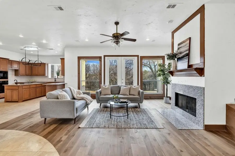 324 Rolling Oaks Ridge, Cedar Hill, TX 75104 - Image #3