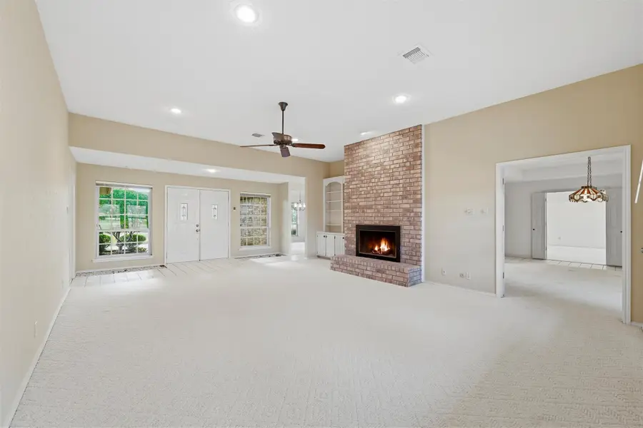 1216 Saint Andrews Drive, Mansfield, TX 76063 - Image #3