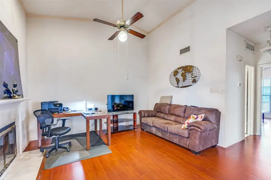 401 Pebble Way #237, Arlington, TX 76006 - Image #2