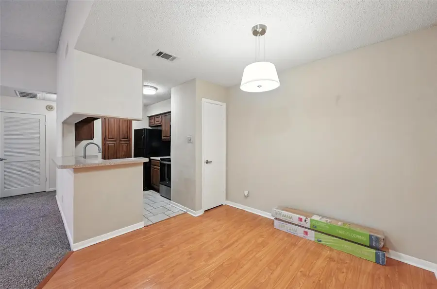 2101 Friendly Drive #3121, Arlington, TX 76011 - Image #3