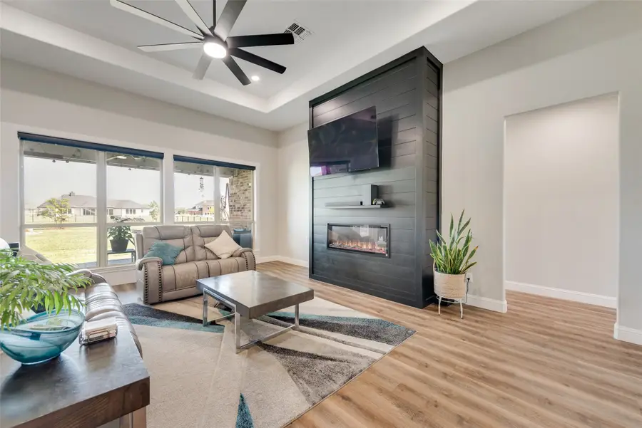 1044 Encino Court, Wills Point, TX 75169 - Image #3