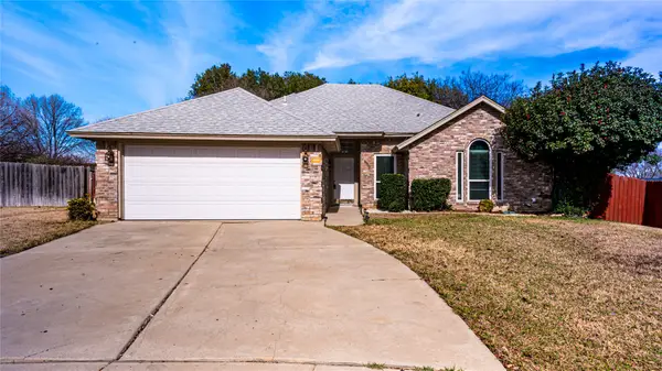 8009 Alamo Court, North Richland Hills, TX 76180