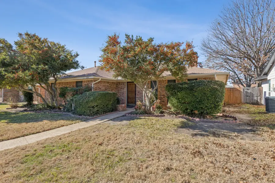 2009 Glenbrook Meadows Drive, Garland, TX 75040 - Image #2