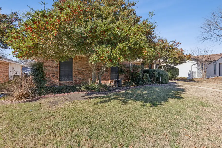 2009 Glenbrook Meadows Drive, Garland, TX 75040 - Image #3
