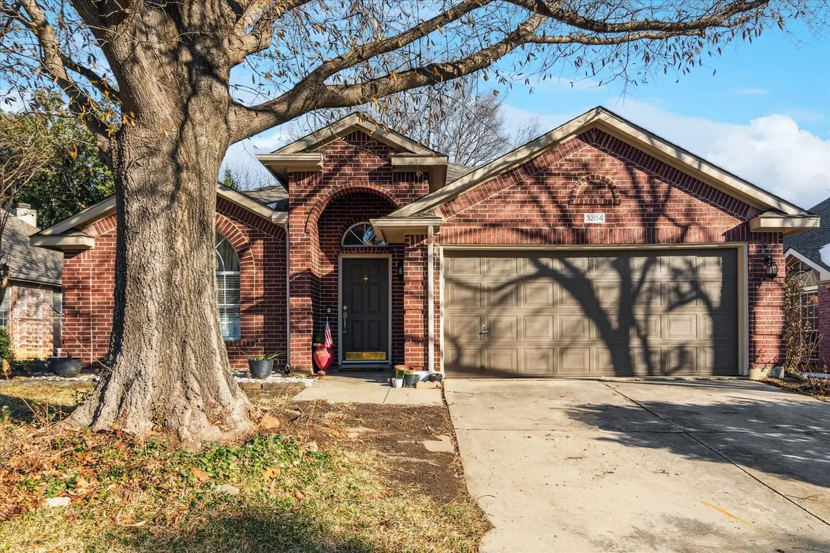 3204 Trailwood Lane, Flower Mound, TX 75028 - Image #1