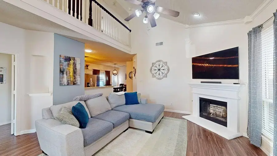 3805 Braxton Lane, Flower Mound, TX 75028 - Image #3