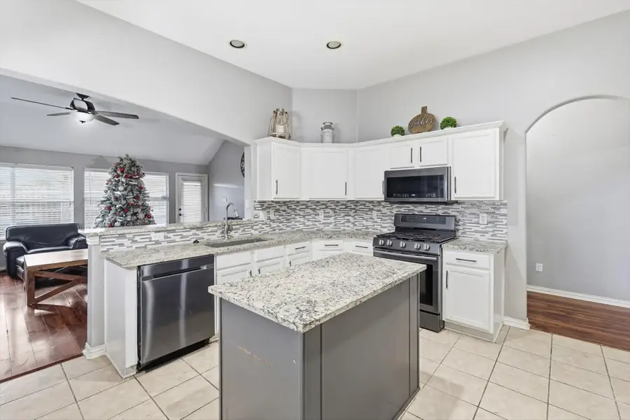 5403 Lavaca Road, Grand Prairie, TX 75052 - Image #3