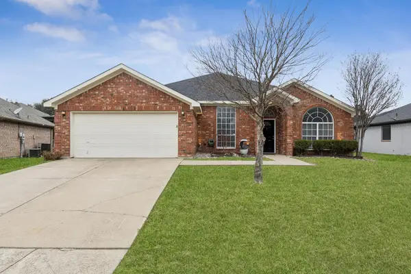 619 Manchester Drive, Mansfield, TX 76063