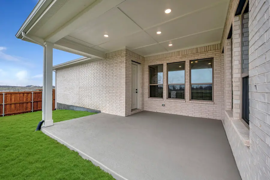 9200 Persimmon Lane, Mesquite, TX 75126 - Image #2