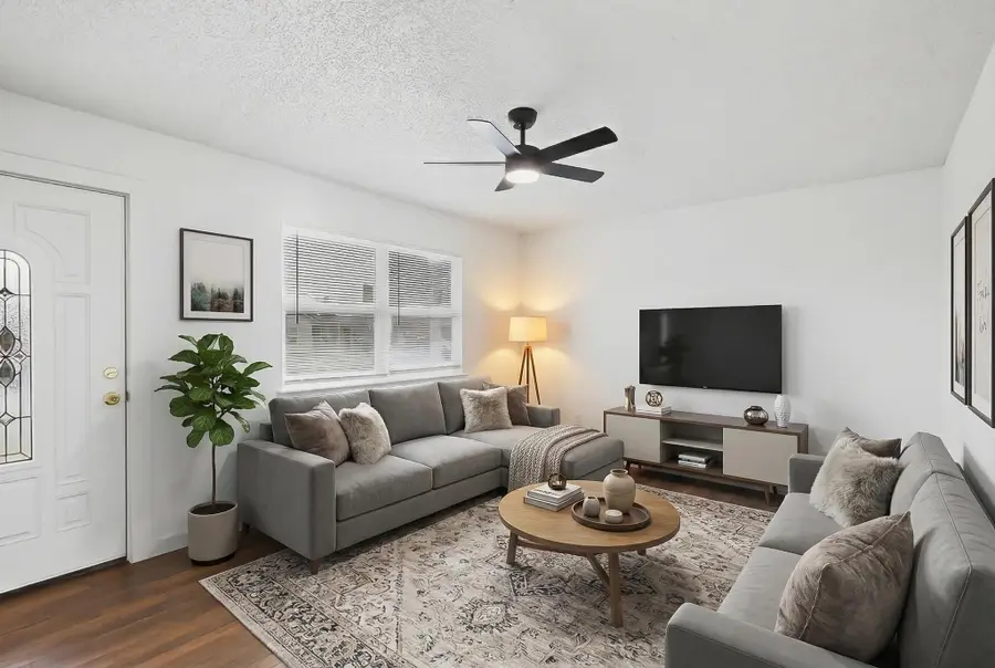 1700 Manor Garden, Greenville, TX 75401 - #2