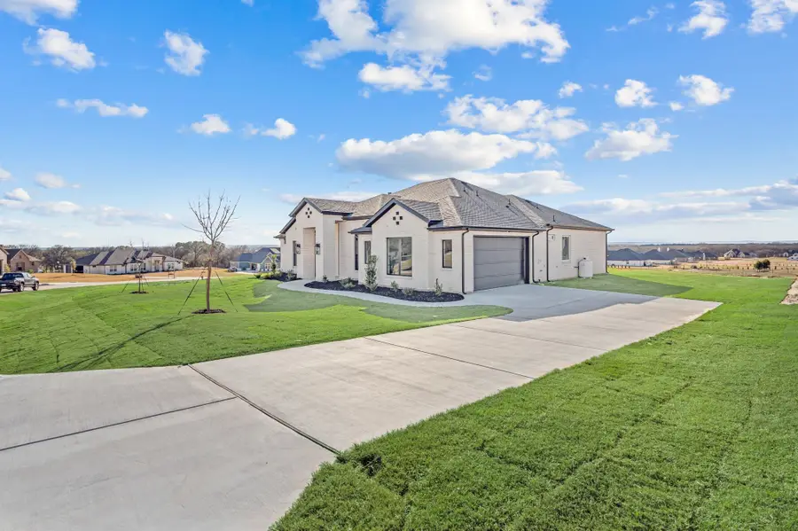 412 Caprock Lane, Reno, TX 76020 - Image #2