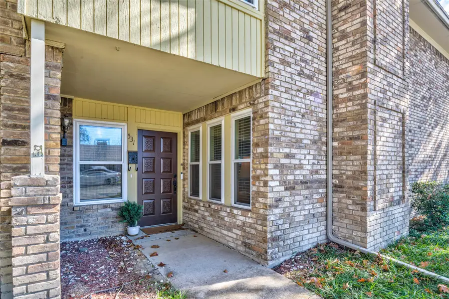 531 Towne House Lane, Richardson, TX 75081 - Image #2