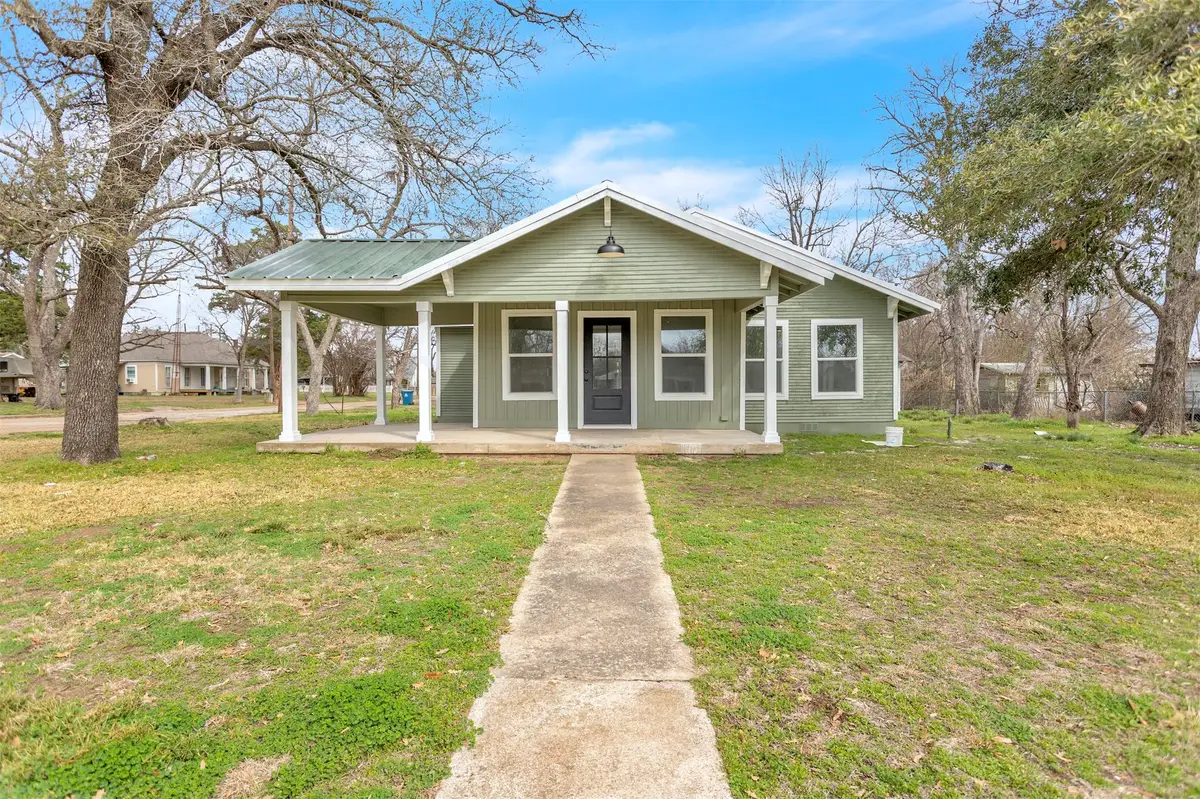 306 Comal, Wortham, TX 76693 - #1