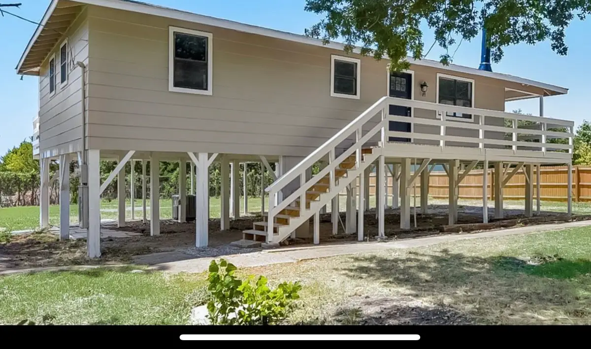 17235 Lake Ray Hubbard Drive, Forney, TX 75126 - Image #1