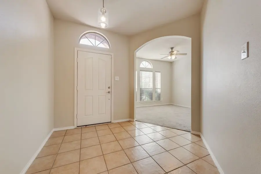 6120 Melanie Drive, Fort Worth, TX 76131 - Image #3