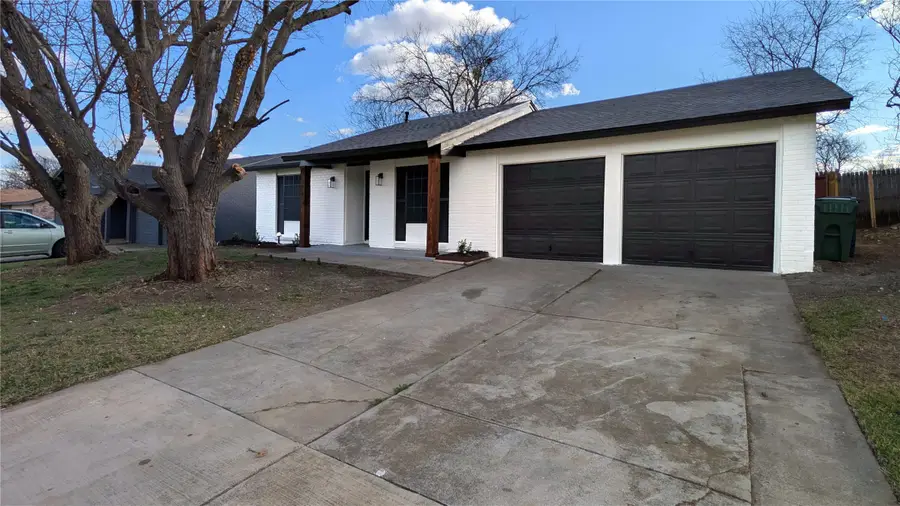 1508 Winderemere Drive, Arlington, TX 76014 - Image #2