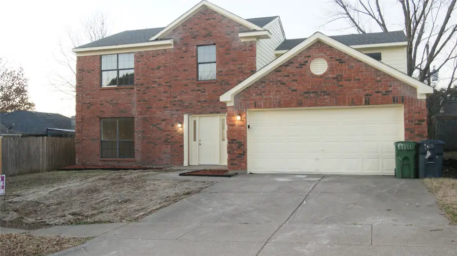 610 Squaw Creek Court, Arlington, TX 76018 - #2