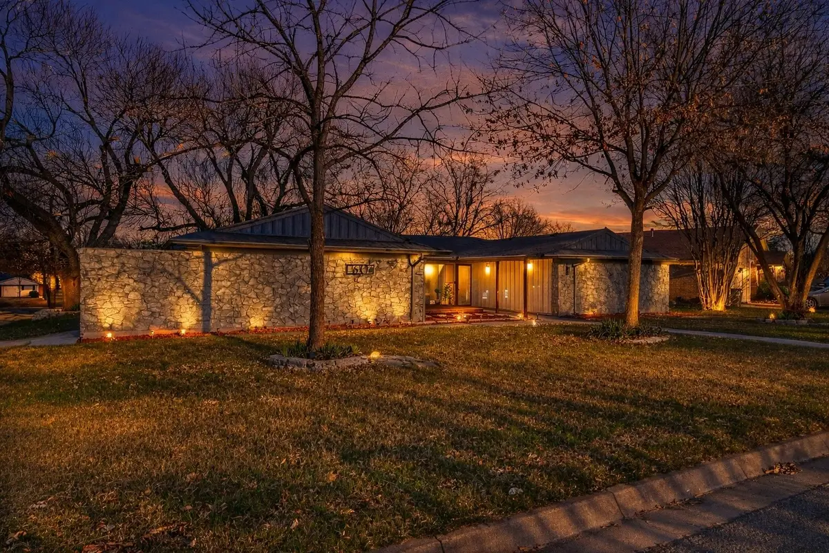 1301 Mildred Lane, Benbrook, TX 76126 - Image #1