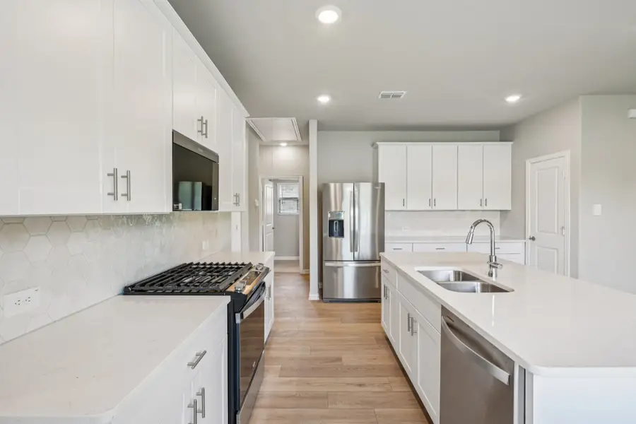 711 Dotty Drive, Princeton, TX 75071 - Image #3