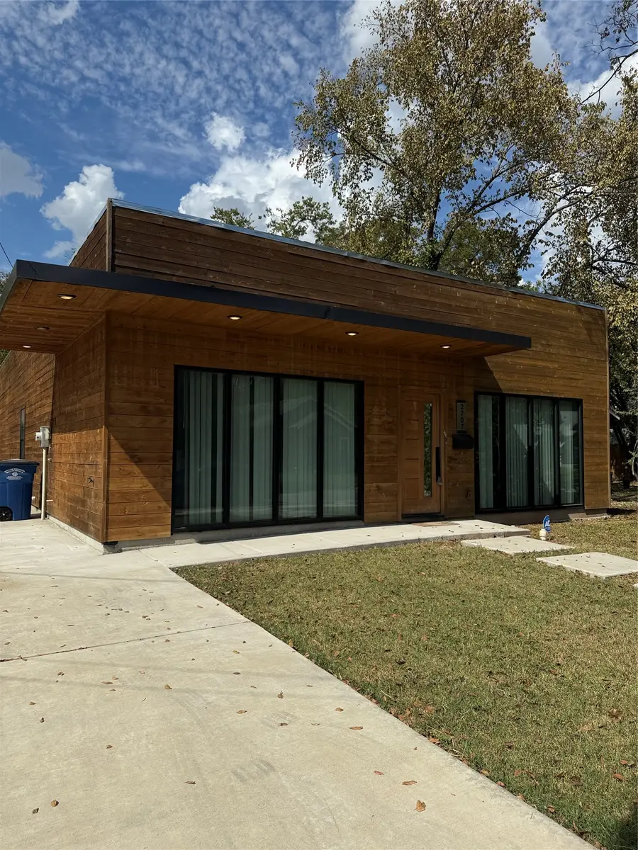 2707 Carpenter Avenue, Dallas, TX 75215 - #2