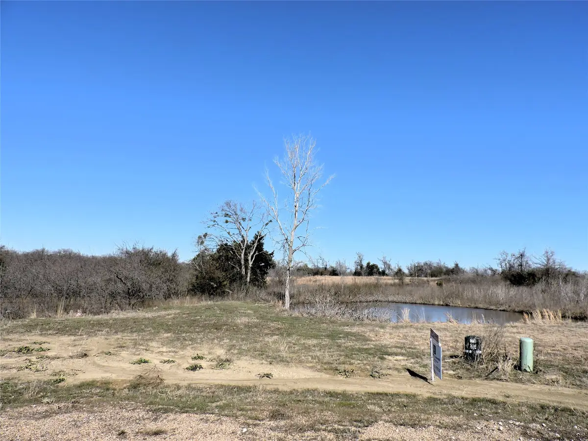 310 Victory Drive, Mabank, TX 75147 - Image #1