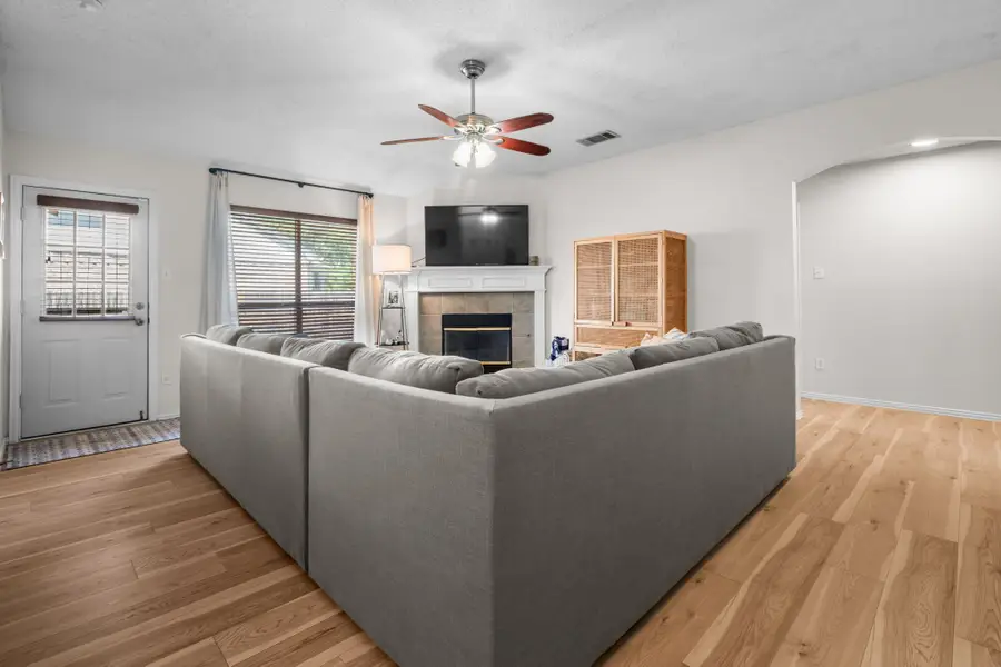 7612 Brittany Place, Fort Worth, TX 76137 - Image #3