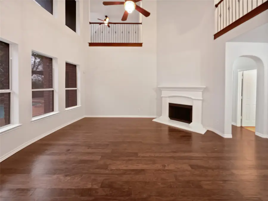 815 Creekstone Court, Cedar Hill, TX 75104 - Image #3