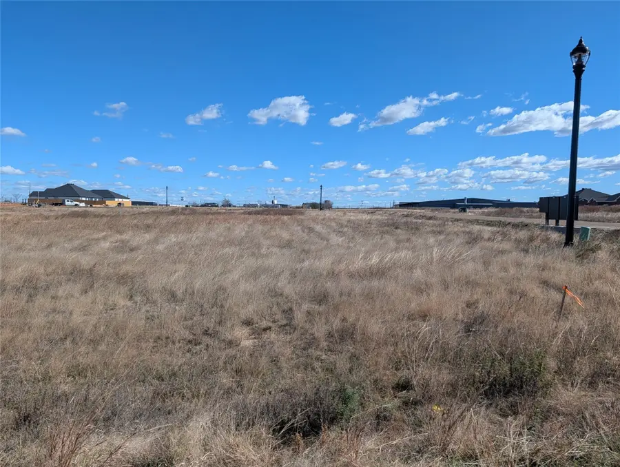 284 Victory Drive, Mabank, TX 75147 - Image #2