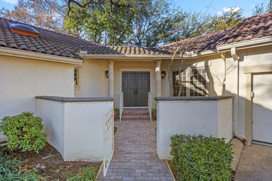 4633 Oconnor Court, Irving, TX 75062 - Image #2