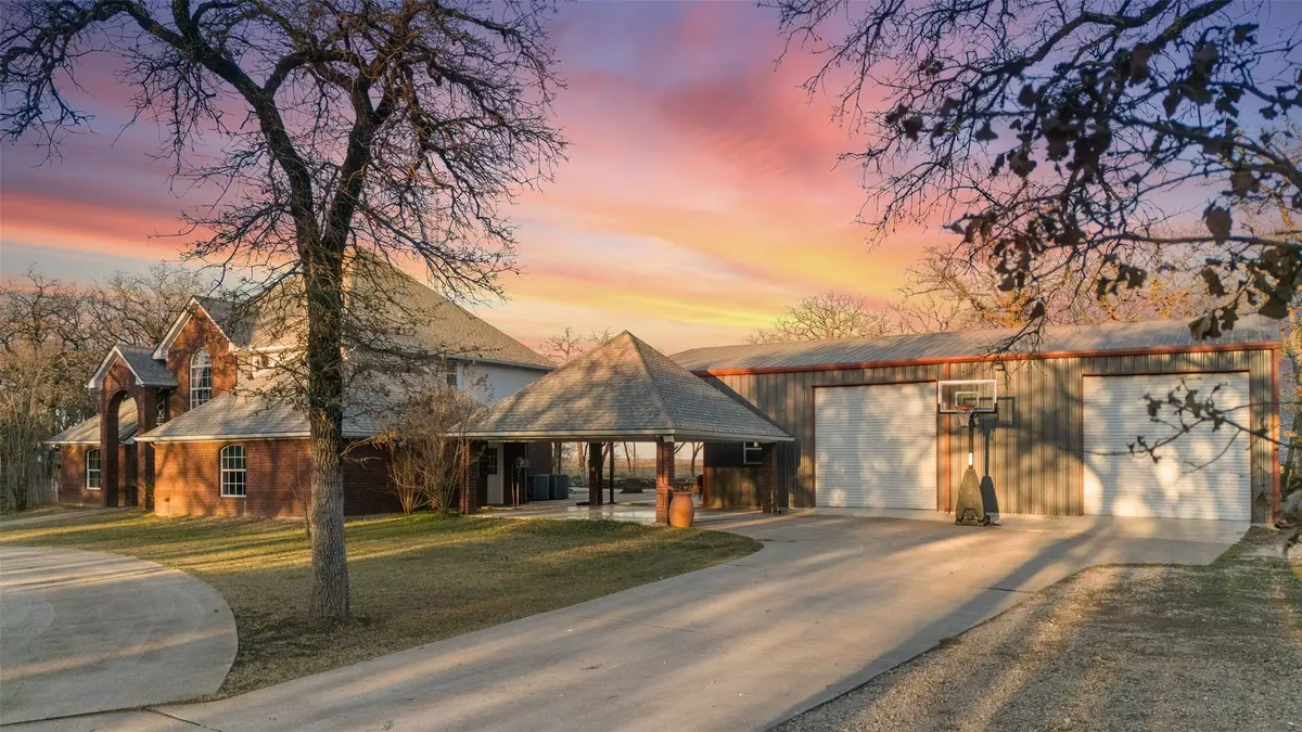 102 County Road 424a, Lorena, TX 76655 - Image #1