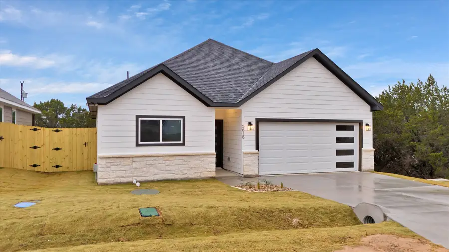 5618 Barkridge Drive, Granbury, TX 76048 - #2