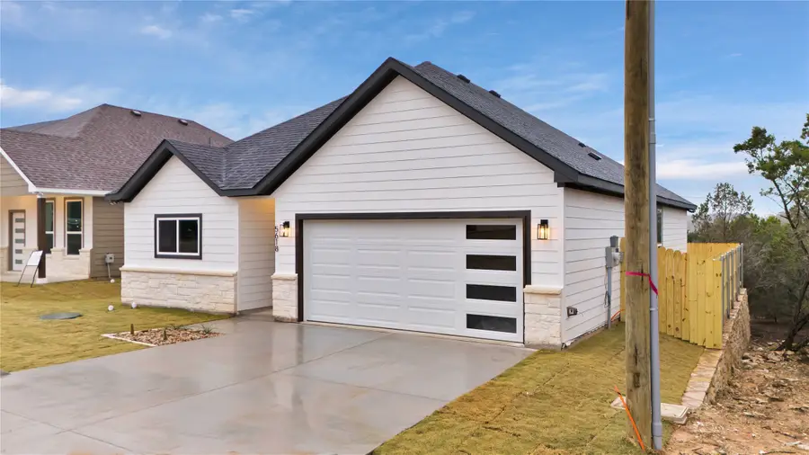 5618 Barkridge Drive, Granbury, TX 76048 - #3