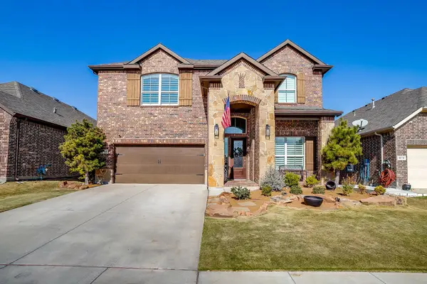 3025 Bella Lago Drive, Fort Worth, TX 76177