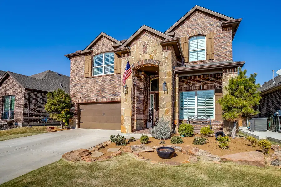 3025 Bella Lago Drive, Fort Worth, TX 76177 - Image #2