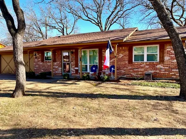 37 Regents Park, Bedford, TX 76022