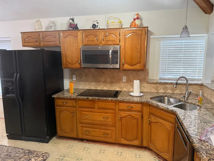 1306 Cardigan Street, Garland, TX 75040 - Image #3