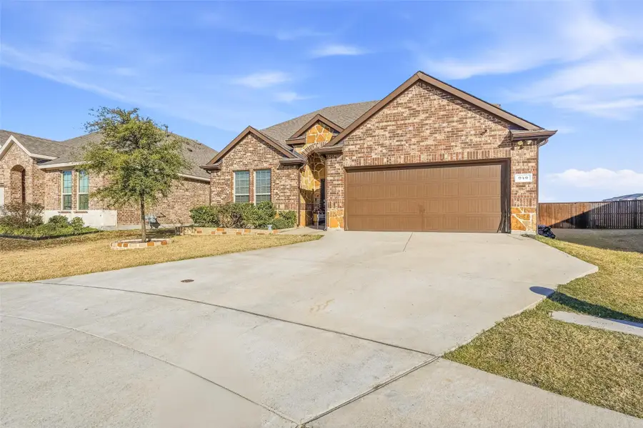 949 Philadelphia Street, Fate, TX 75189 - Image #2